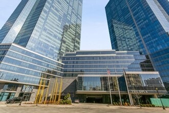 Building Photo - 5 Renaissance Square