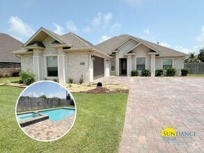 Building Photo - 5156 Sandy Shores Dr