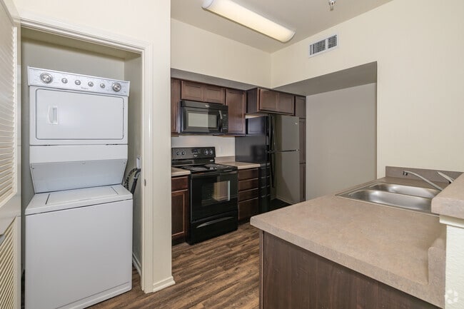 1BR, 1BA - 770SF Kitchen view 1 - Eaton Village