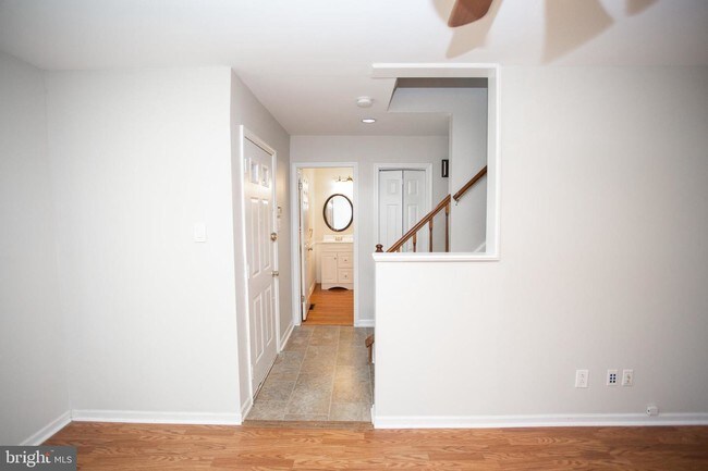 Building Photo - 22 Longhurst Rd