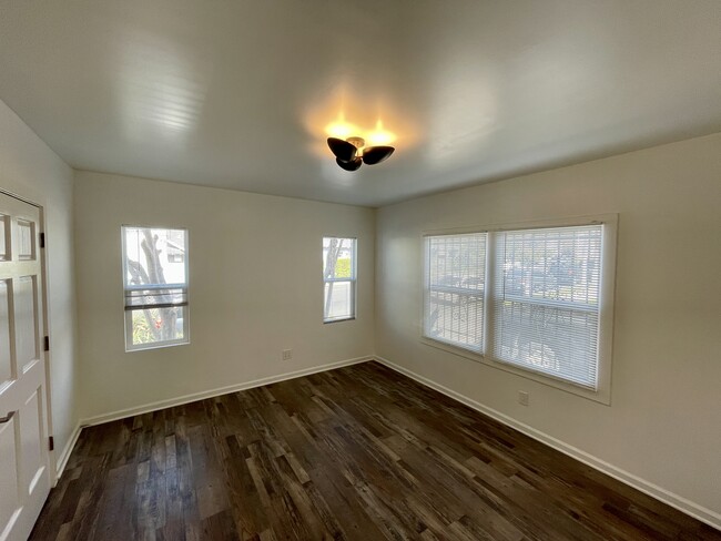 Building Photo - 2672 Cimarron St