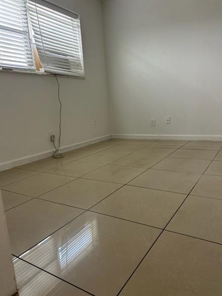 Foto del edificio - 1106 S L St