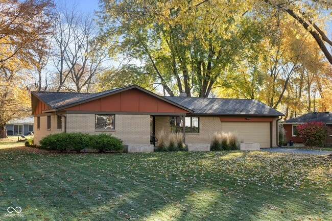 Building Photo - 10327 Orchard Way