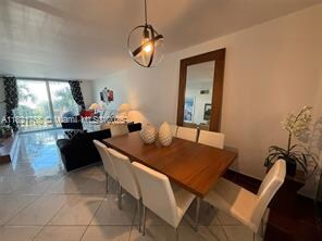 Foto del edificio - 6801 Indian Creek Dr