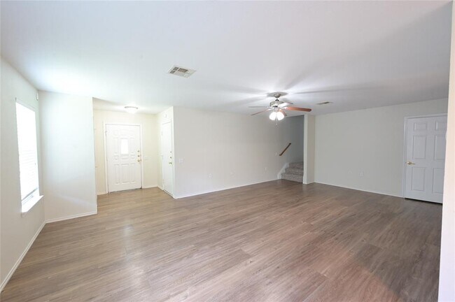 Foto del edificio - 1512 Poppy Seed Ln