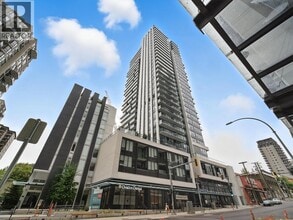Building Photo - 823-2823 Carnarvon St