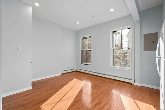 Foto del edificio - 132 3rd St