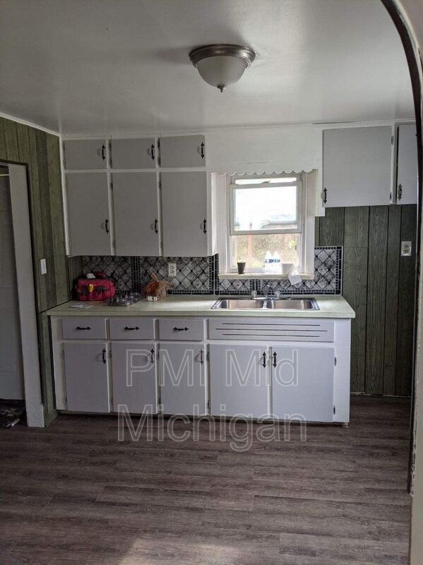 Foto del edificio - 3024 Walters Dr