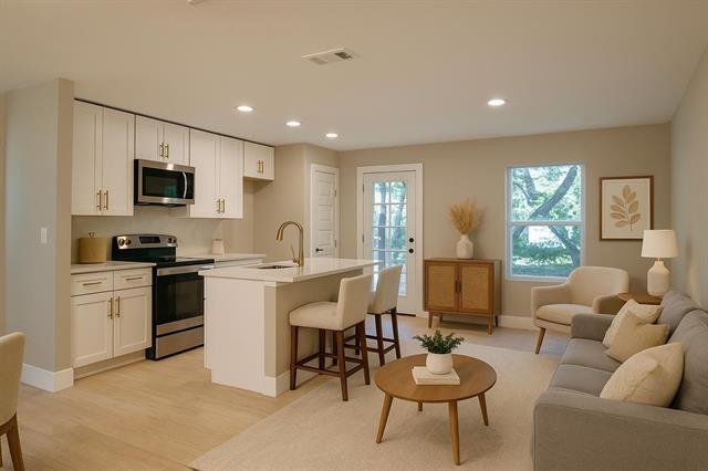 Foto del edificio - 2148 Kathleen Ave