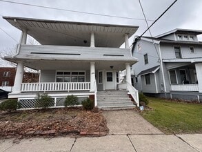 Building Photo - 12611 Franklin Blvd