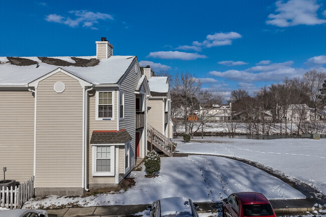 Building Photo - Heather Point Condominiums