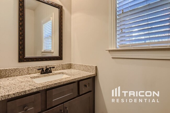 Foto del edificio - 273 Enfield Ln