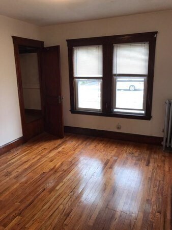 Foto del edificio - 3 Goldsmith Ave
