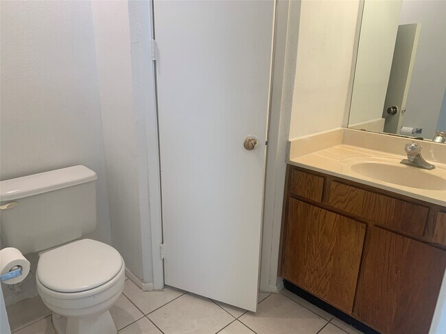 Foto del edificio - 2710 Grants Lake Blvd