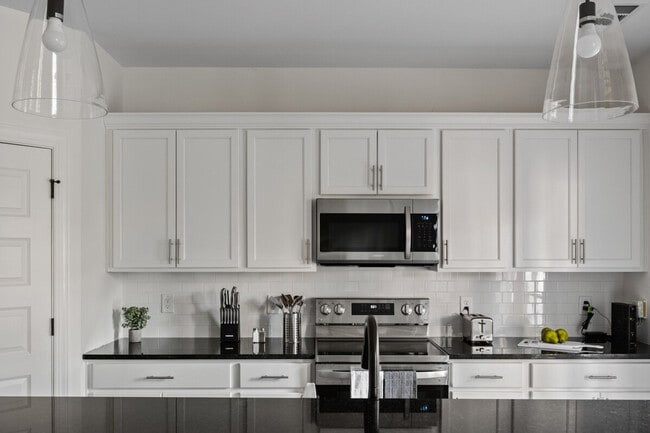 Building Photo - 3319 Old Hickory Blvd