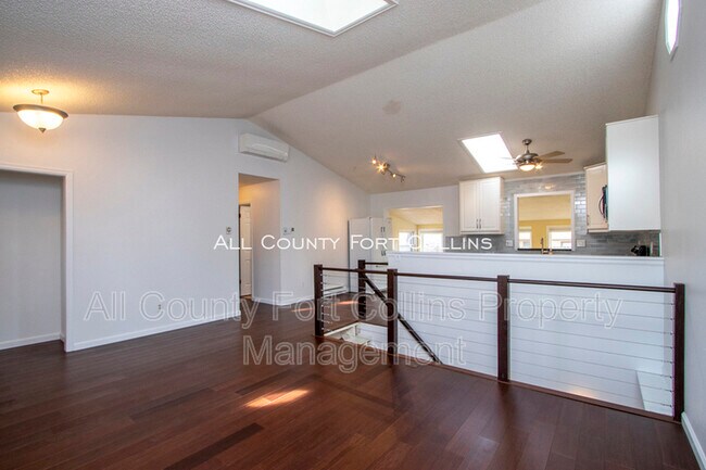 Foto del edificio - 2730 Hanover Dr