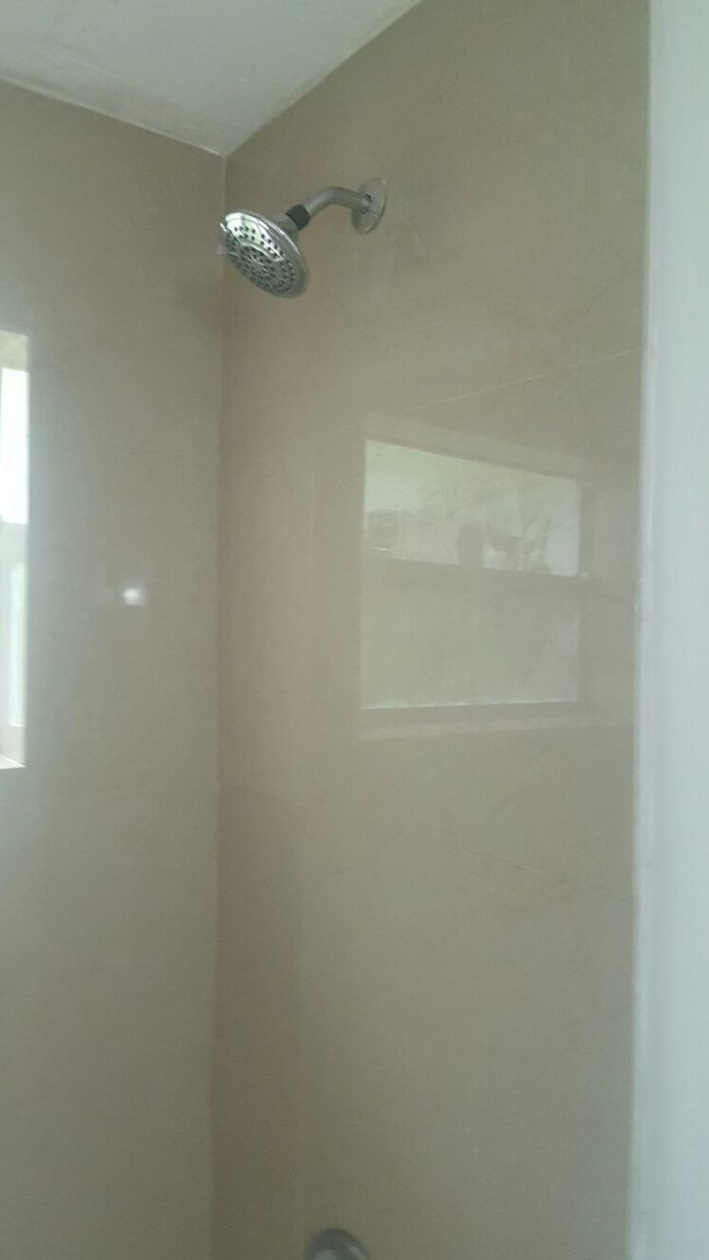 Foto del edificio - 5416 NW 16th St