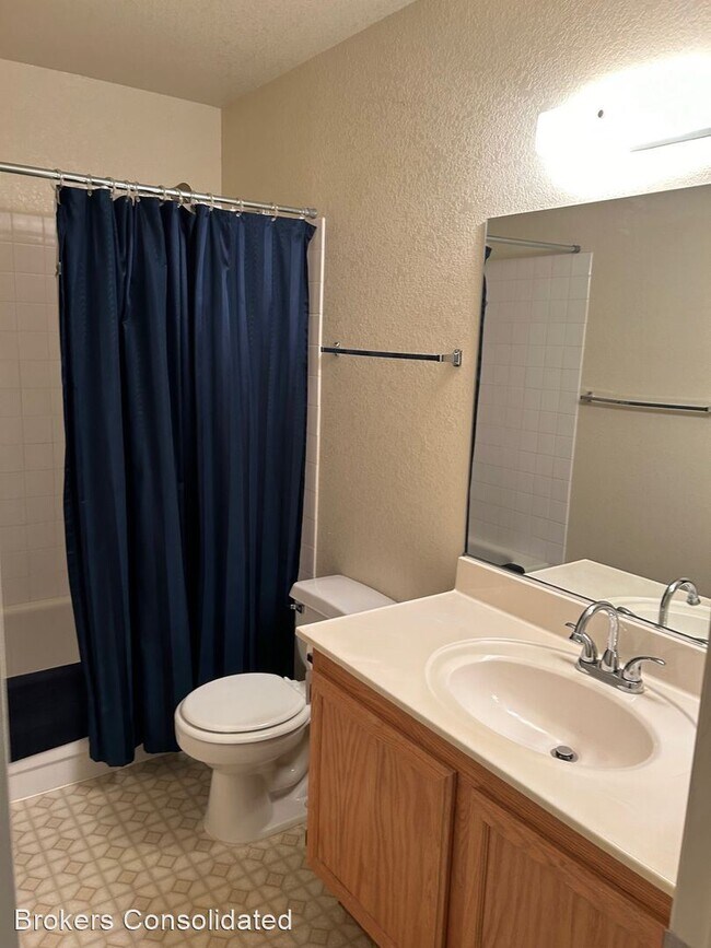 Building Photo - 2 br, 2 bath House - 421 Mesa Blvd #201