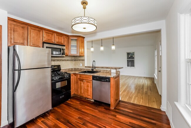 Foto del edificio - 20701 Libby Rd