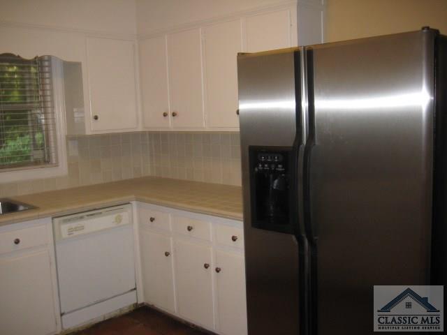 Building Photo - 640 Glenwood Dr