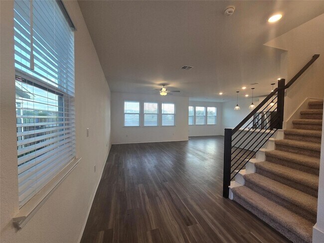 Foto del edificio - 2913 St Regis Dr