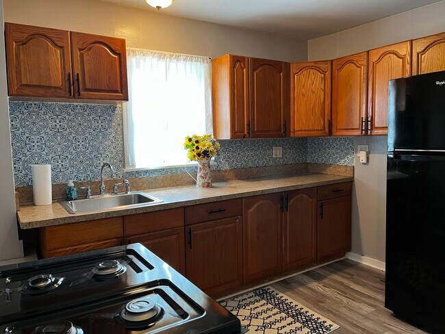 Kitchen - 7235 Studebaker Ave