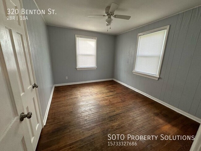 Building Photo - 2BD/1BA w/Bonus Room, Pet-friendly House i...