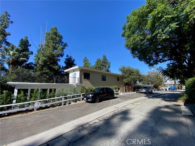 Building Photo - 203 Cedar Crest Ave