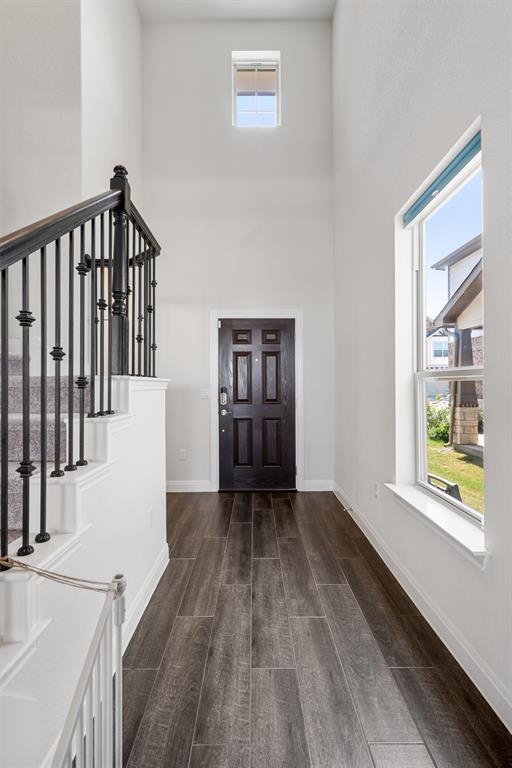 Building Photo - 14003 Hedera Dr