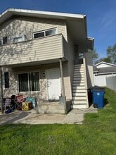 Building Photo - 700 Jackson St