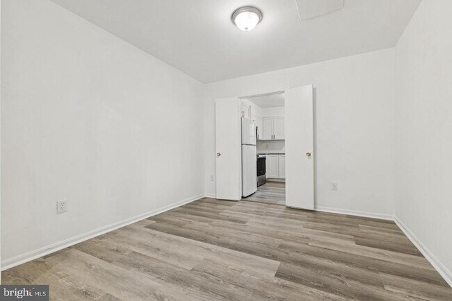 Foto del edificio - 10271 Braddock Rd