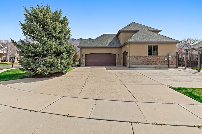 Foto del edificio - 151 Glacier Lily Dr