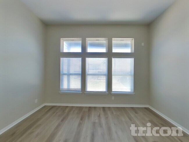 Foto del edificio - 7950 Headwaters Trail