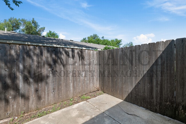 Building Photo - 4240 Newell St