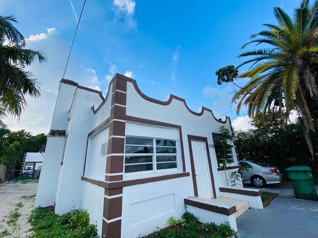 Foto del edificio - 7936 NW 5th Ave