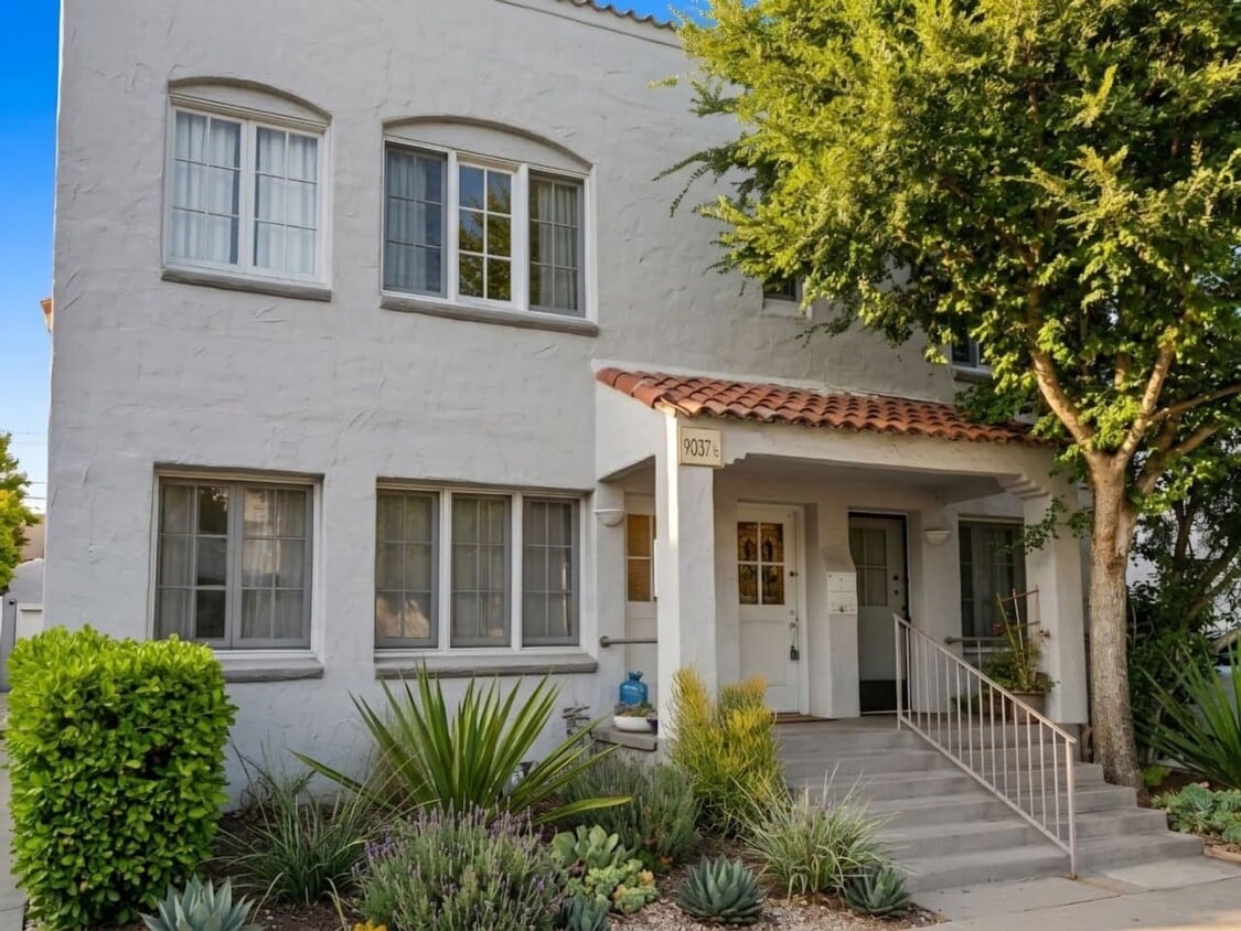 Photo - 9037 Rangely Avenue
