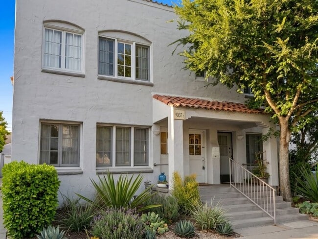 Photo - 9037 Rangely Avenue Apartment