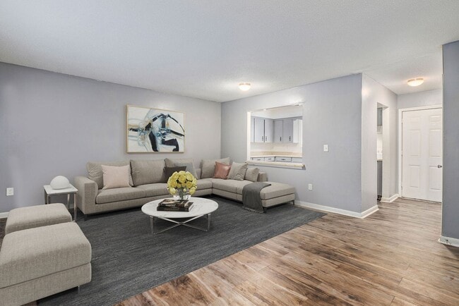 Building Photo - Spacious Belton Duplex with Full Basement—Great Location!