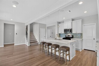 Building Photo - 2524 Hagerman Ct