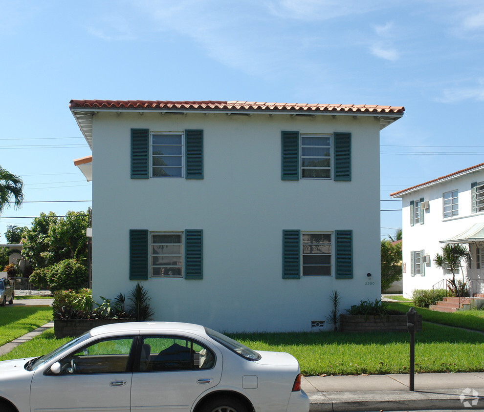 Primary Photo - 2380 Coral Way