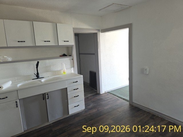 Foto del edificio - 727 E Denver Ave