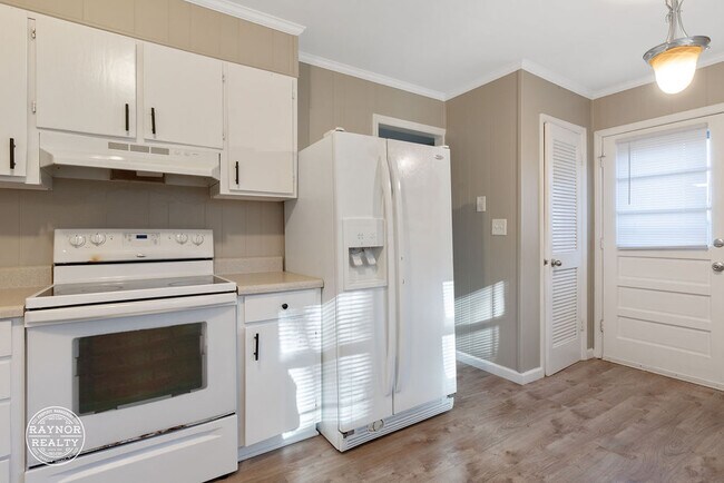 Building Photo - 4717 Taylors Gin Rd