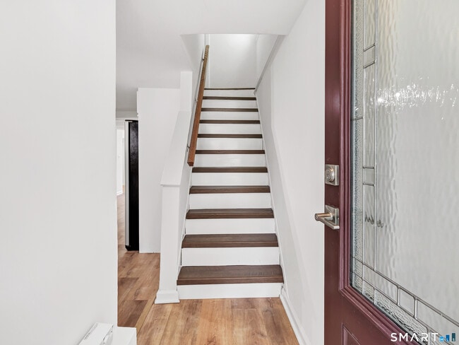 Building Photo - 41 Frisbie St