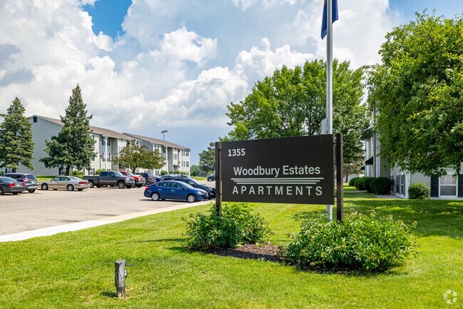 Letrero comunitario - Woodbury Estates Apartments