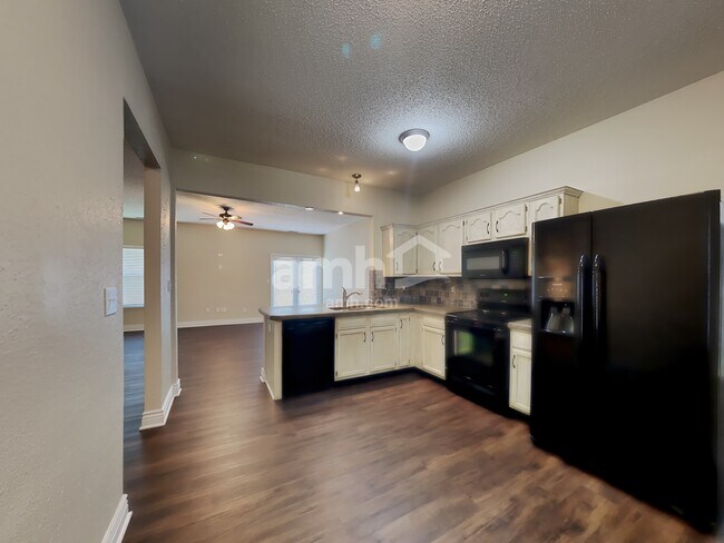 Foto del edificio - 12247 Inside Trail