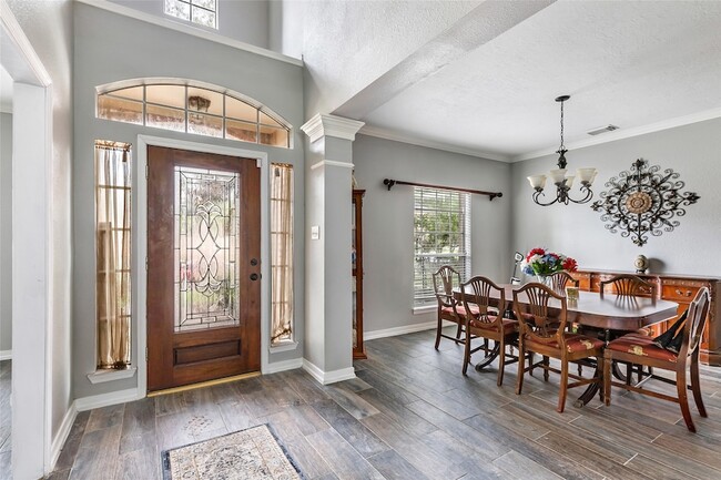 Foto del edificio - 2907 Silverberry Trail