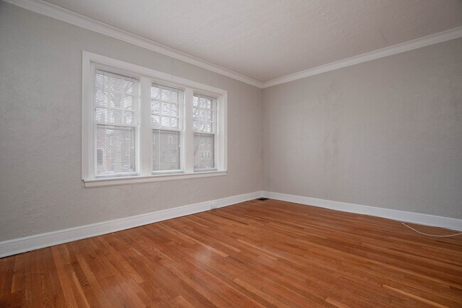 Foto del edificio - 7234 Amherst Ave