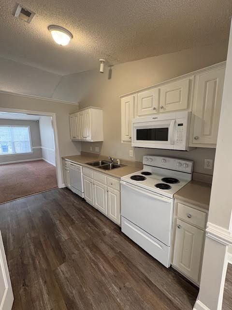 Building Photo - 1213B Price Dr