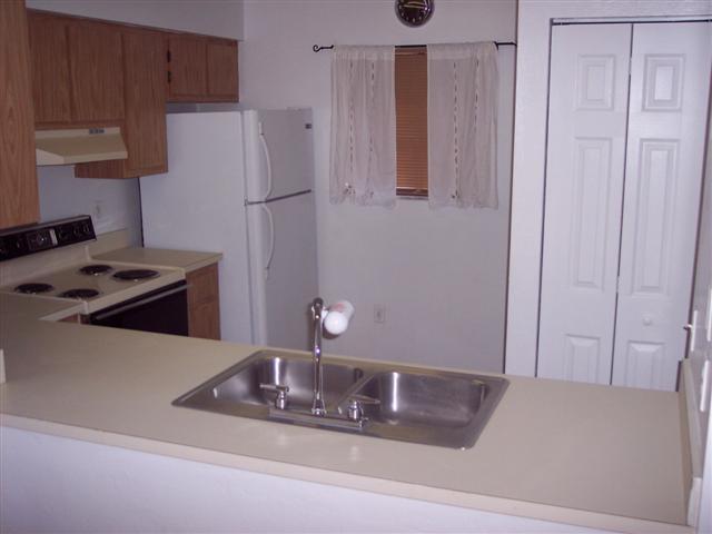 Foto del edificio - B- Singh-2133 SW 39th Way-Mill Run