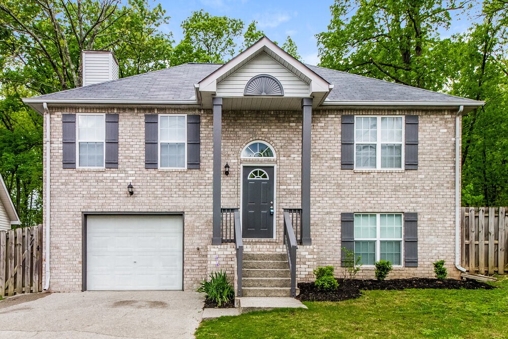 Primary Photo - 4008 Calumet Dr